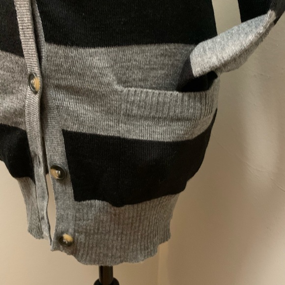 BLUENOTES | NWT Grey and Black Stripe Cardigan - Picture 3 of 9